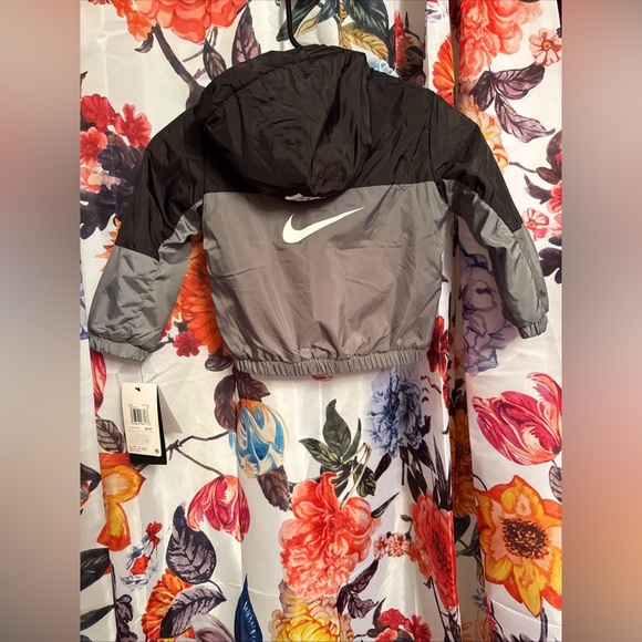 Nike Boy’s Fleece Lined Hooded Jacket NWT - Picture 4 of 10